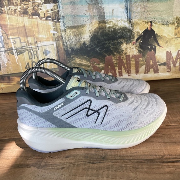 Karhu womens athletic shoes - Picture 2 of 8